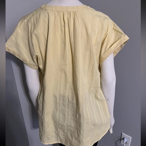 Gap Rollup Short Sleeve V-neck Yellow Striped Boho NWT Blouse Size XL - Picture 3 of 7